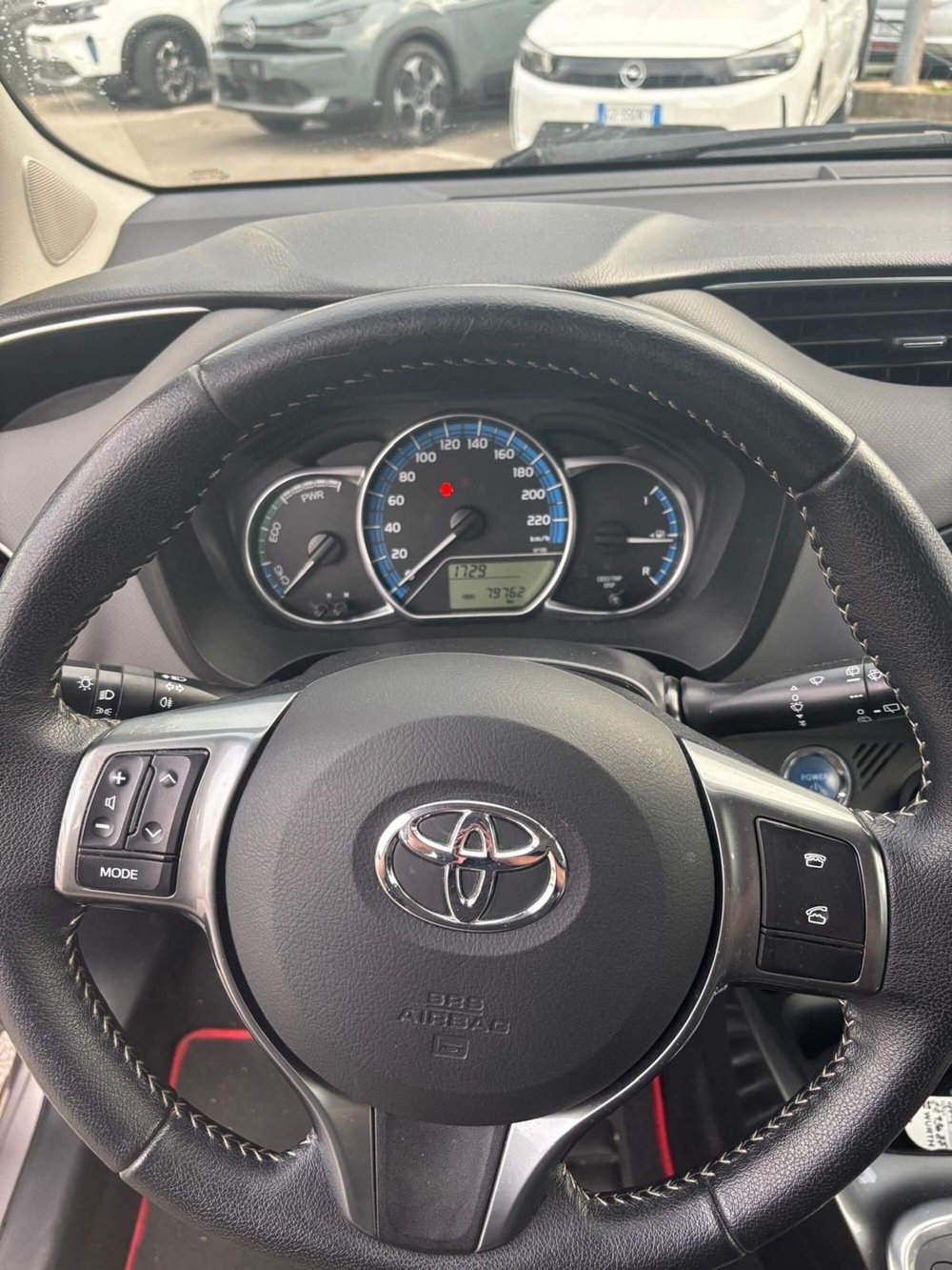Toyota Yaris usata a Frosinone (17)