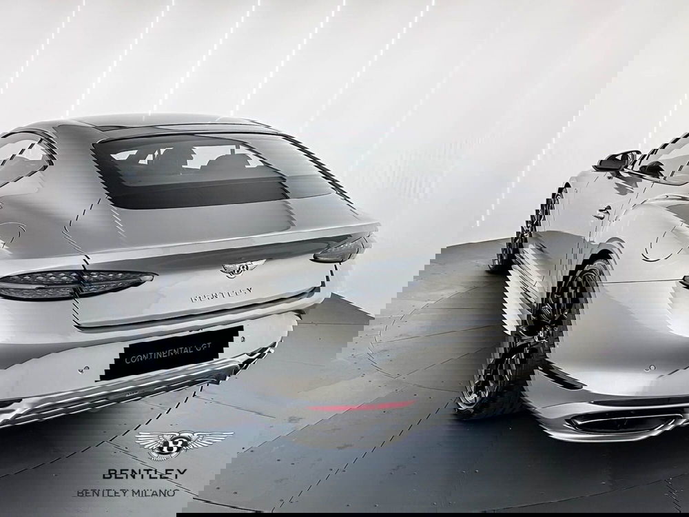 Bentley Continental GT nuova a Milano (5)