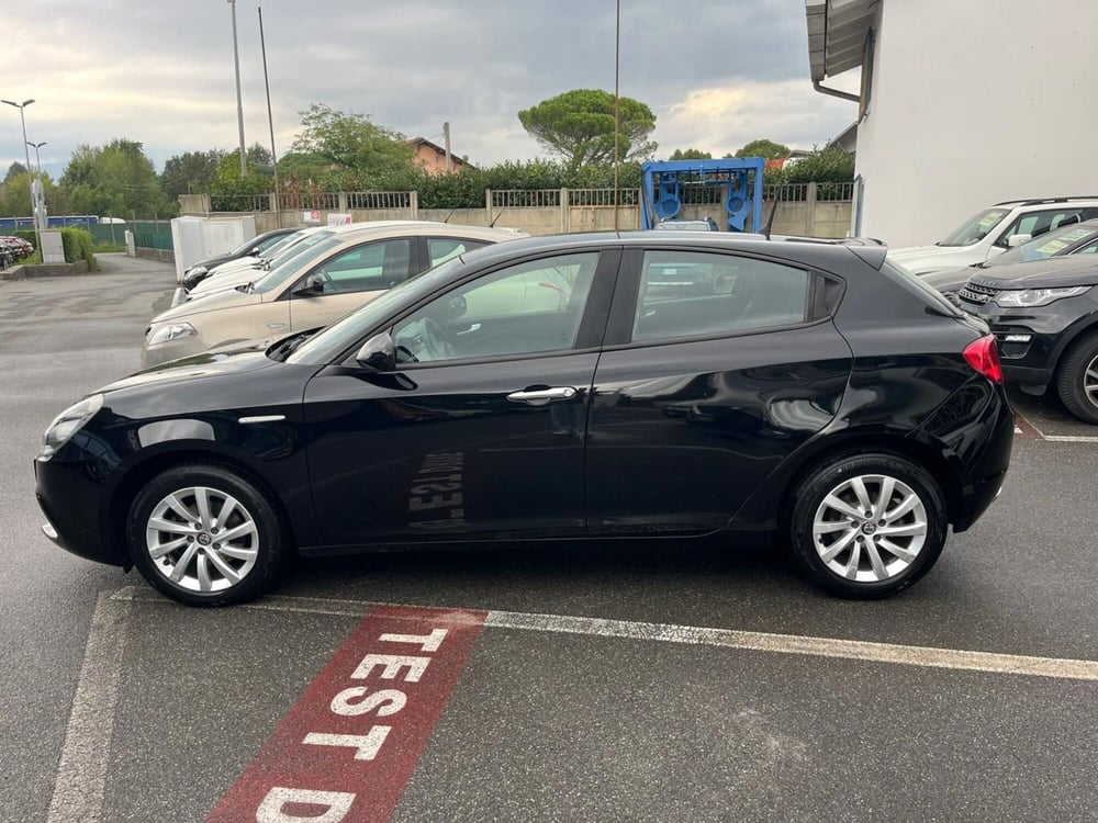 Alfa Romeo Giulietta usata a Lucca (8)