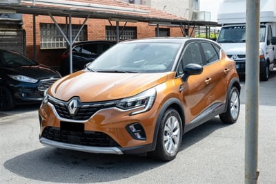Renault Captur Plug-in Hybrid E-Tech 160 CV Intens del 2020 usata a Borgaro Torinese