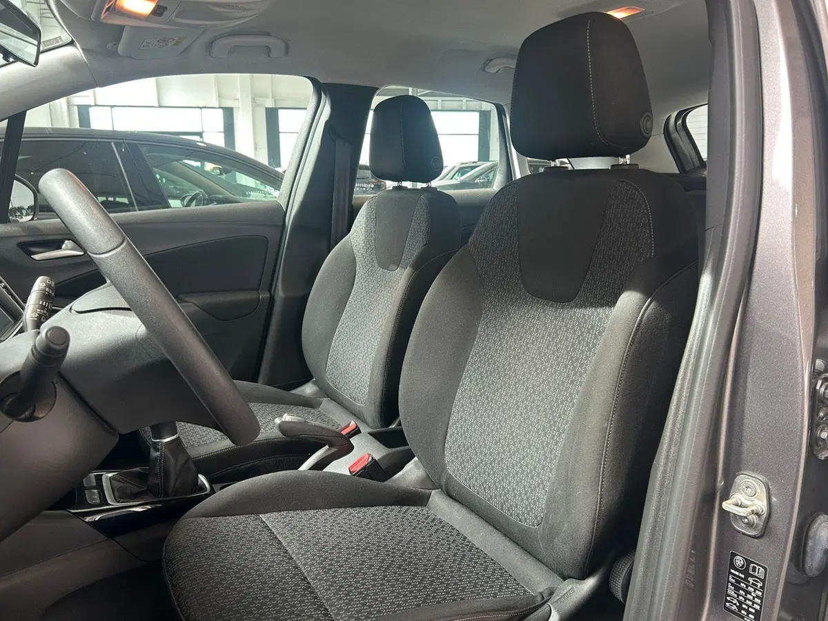 Opel Crossland X usata a Torino (10)