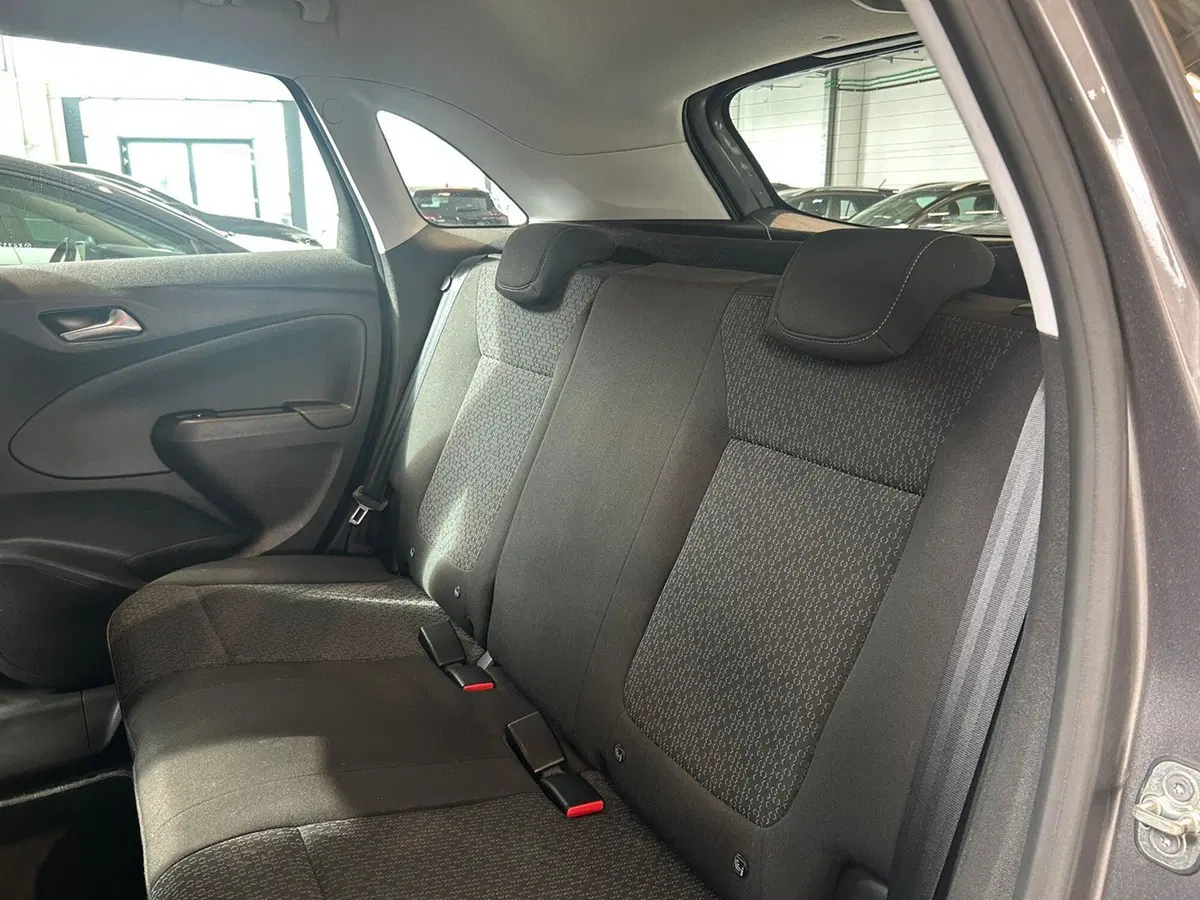 Opel Crossland X usata a Torino (11)