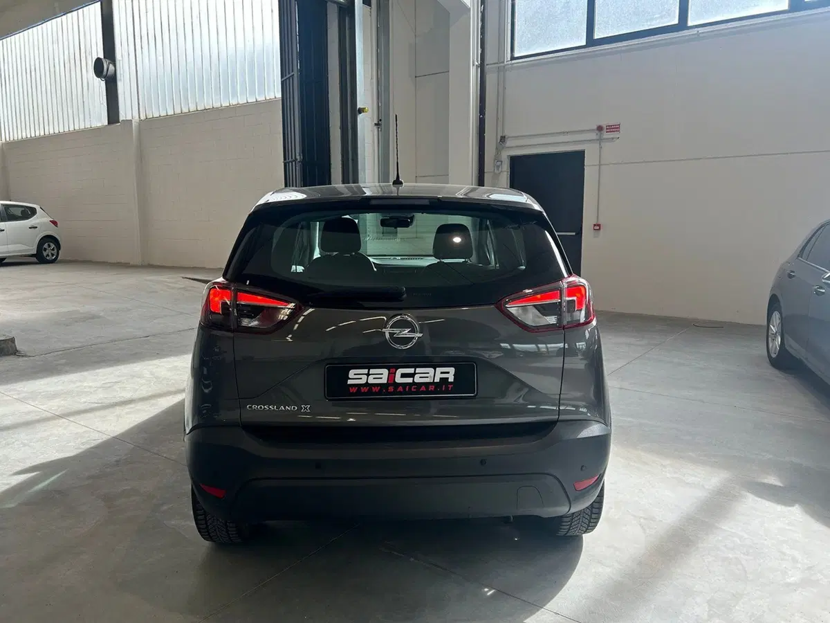 Opel Crossland X usata a Torino (5)