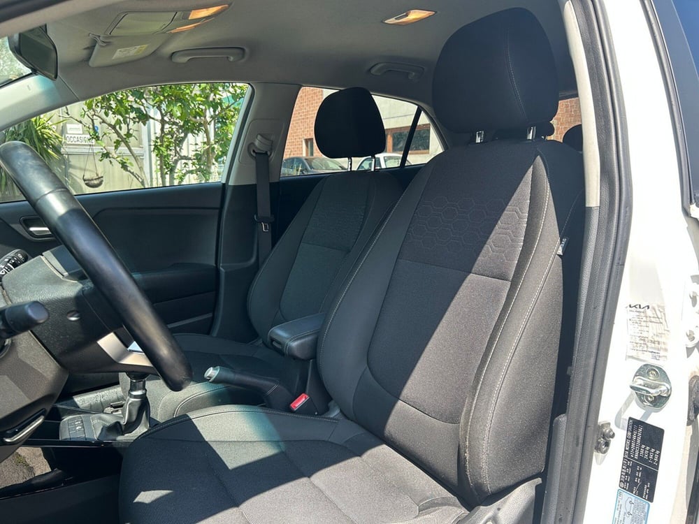 Kia Rio usata a Torino (10)