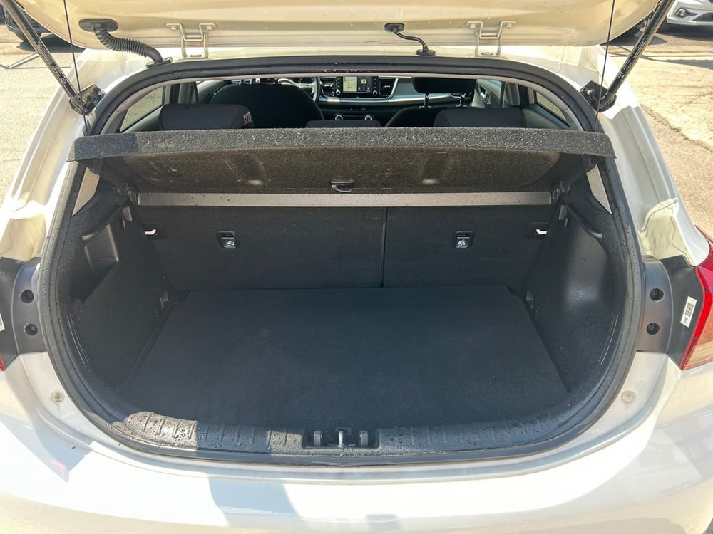 Kia Rio usata a Torino (13)
