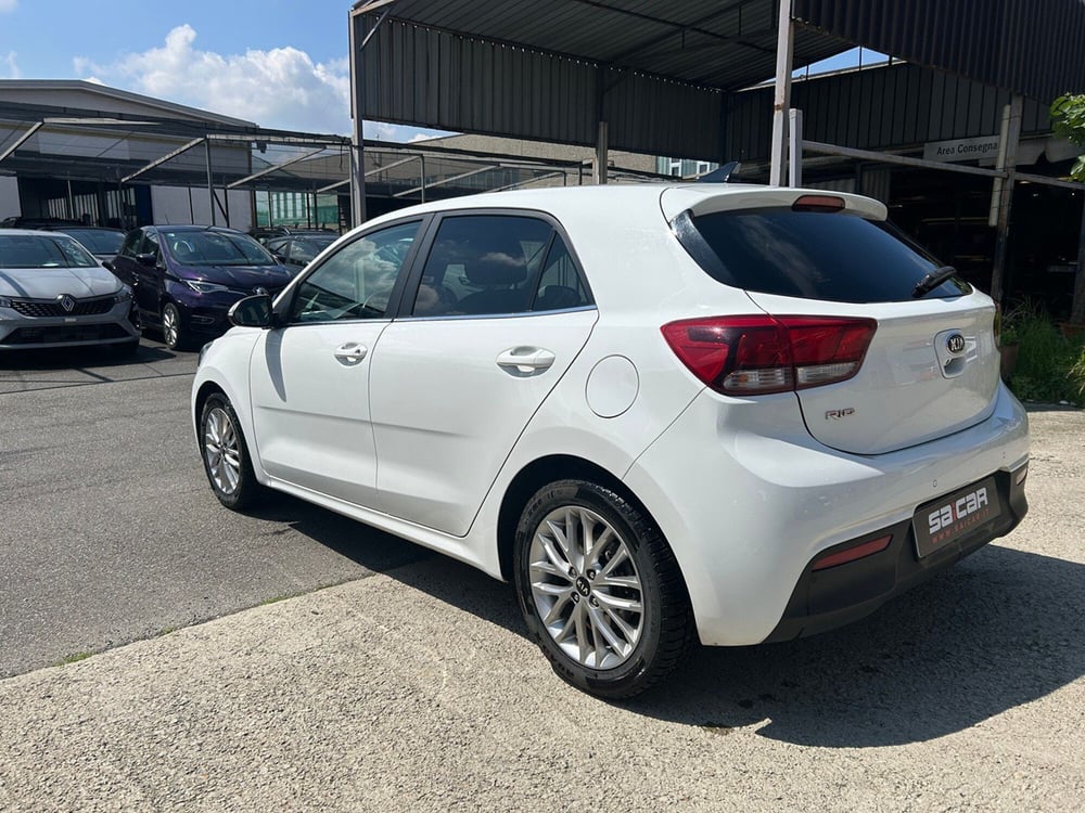 Kia Rio usata a Torino (6)