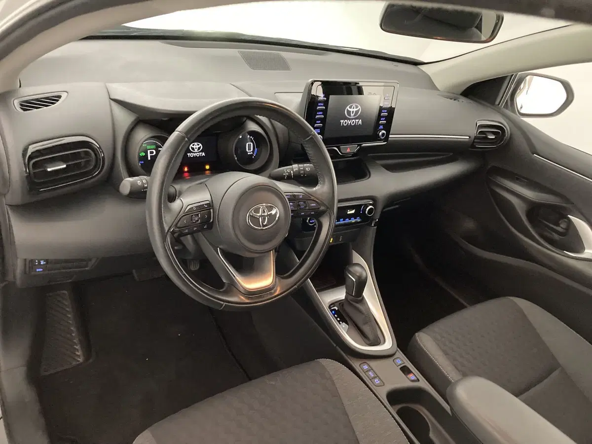 Toyota Yaris usata a Foggia (11)