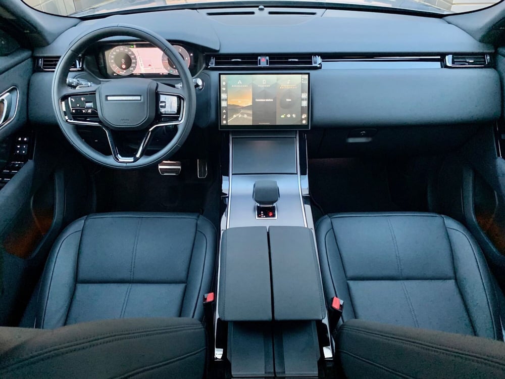 Land Rover Range Rover Velar usata a Bari (4)