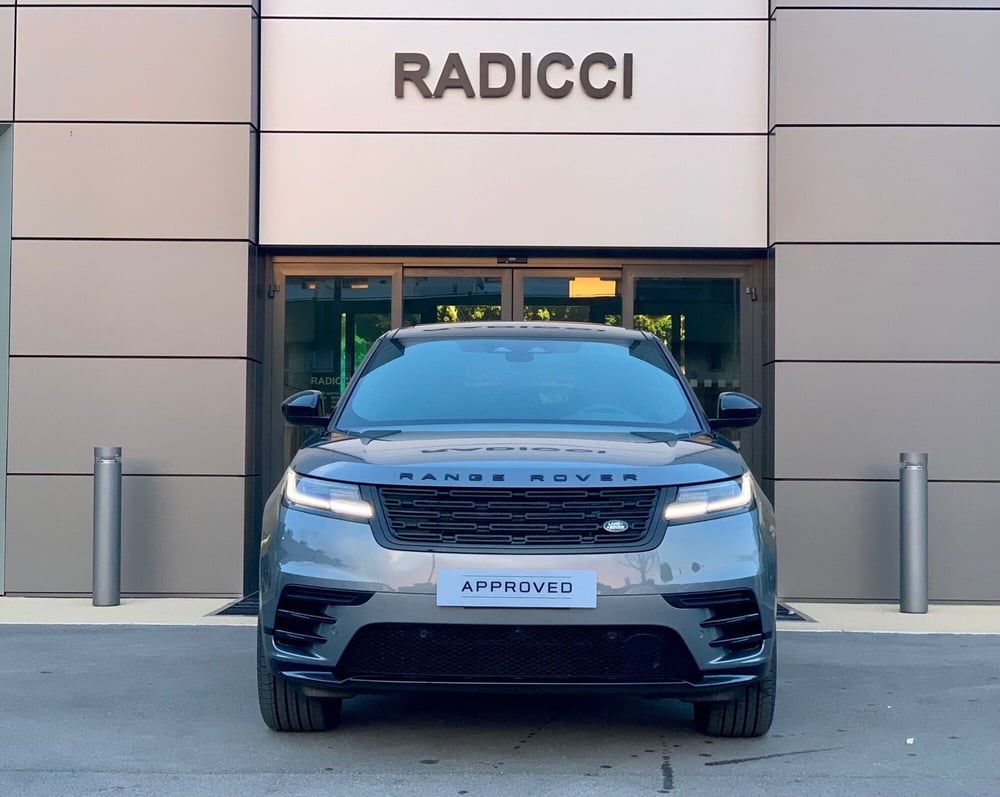 Land Rover Range Rover Velar usata a Bari (8)