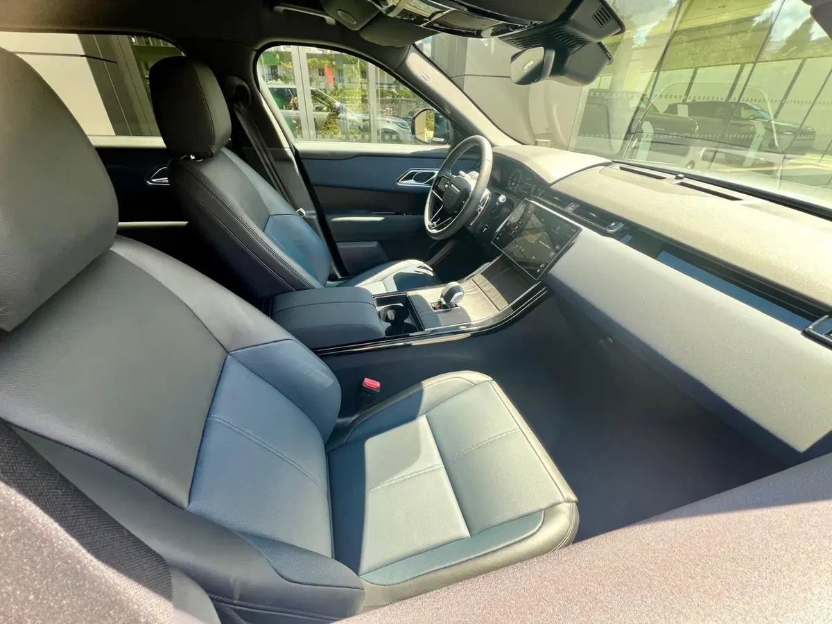 Land Rover Range Rover Velar usata a Bari (3)