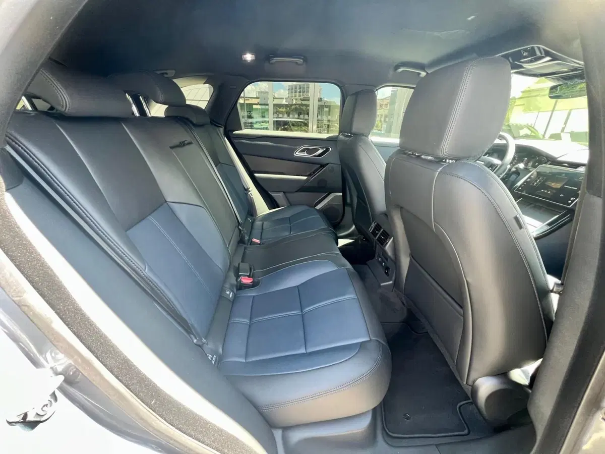 Land Rover Range Rover Velar usata a Bari (5)