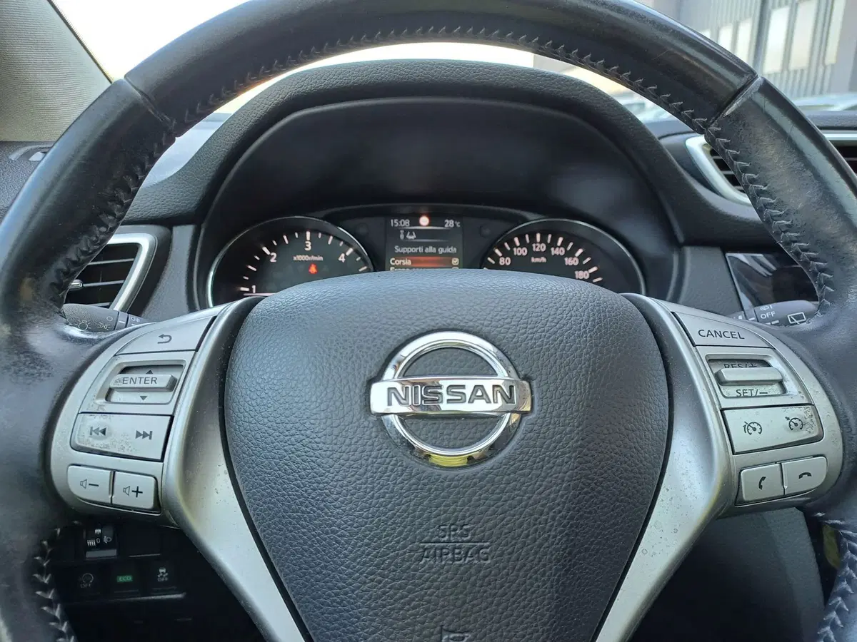 Nissan Qashqai usata a Modena (12)