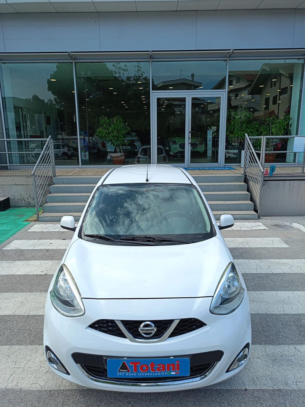 Nissan Micra usata a L'Aquila (3)