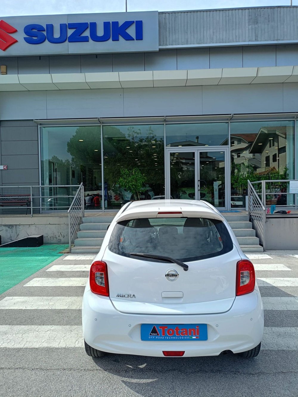 Nissan Micra usata a L'Aquila (4)