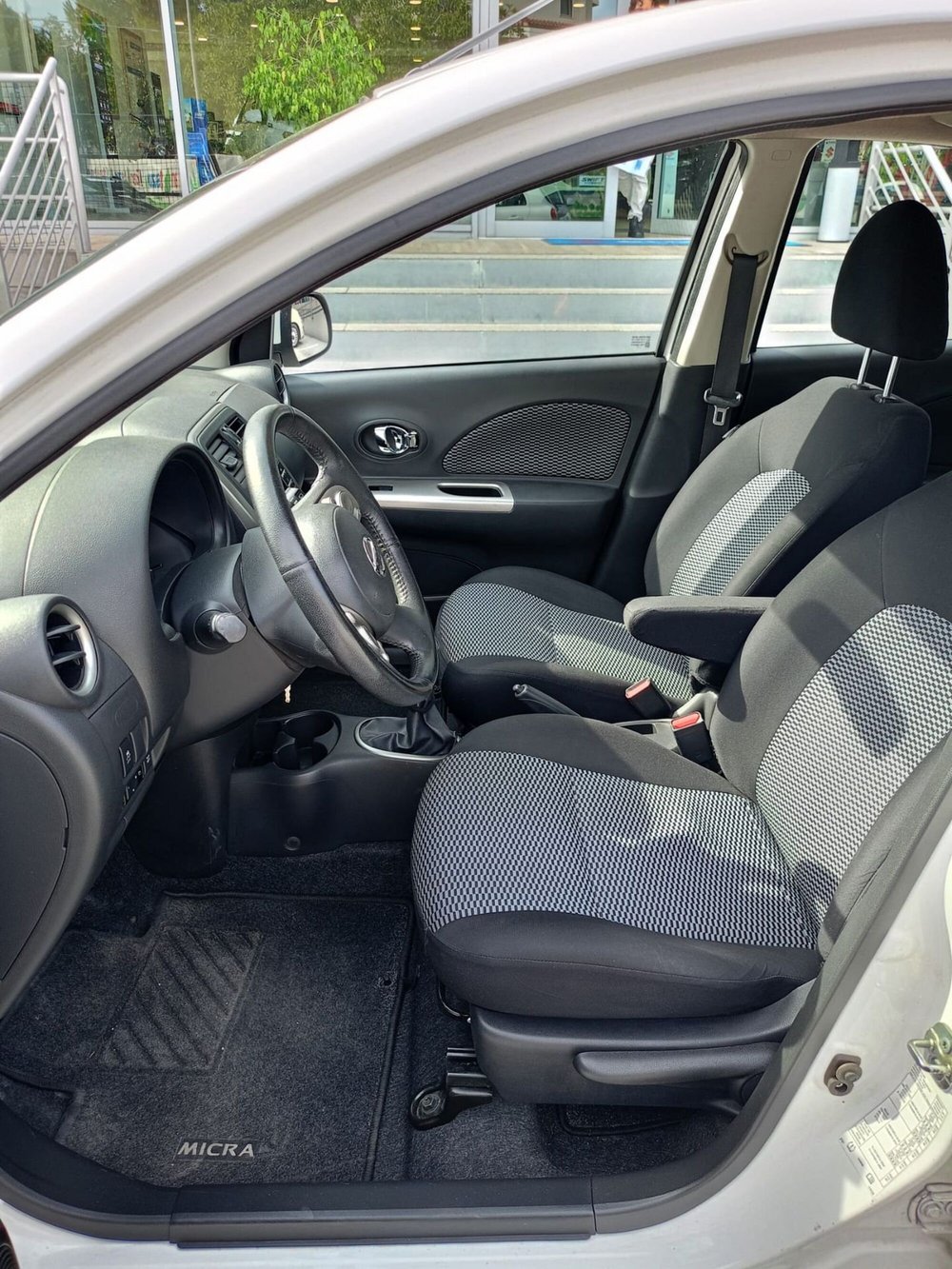 Nissan Micra usata a L'Aquila (8)