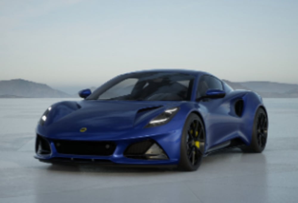 Lotus Emira nuova a Novara