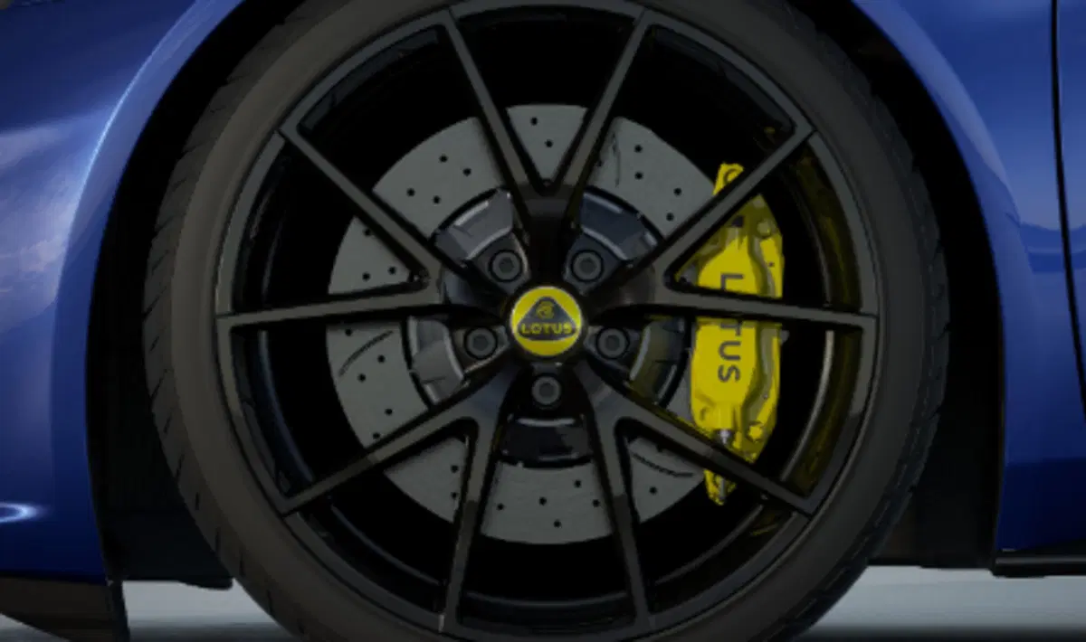 Lotus Emira nuova a Novara (7)