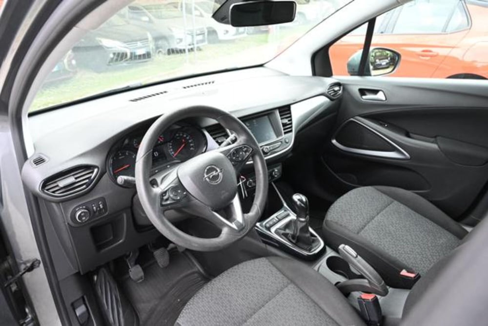 Opel Crossland X usata a Torino (11)