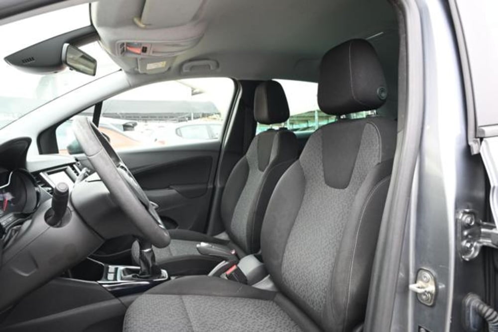 Opel Crossland X usata a Torino (13)