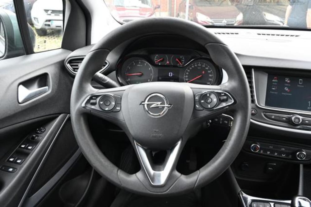 Opel Crossland X usata a Torino (15)