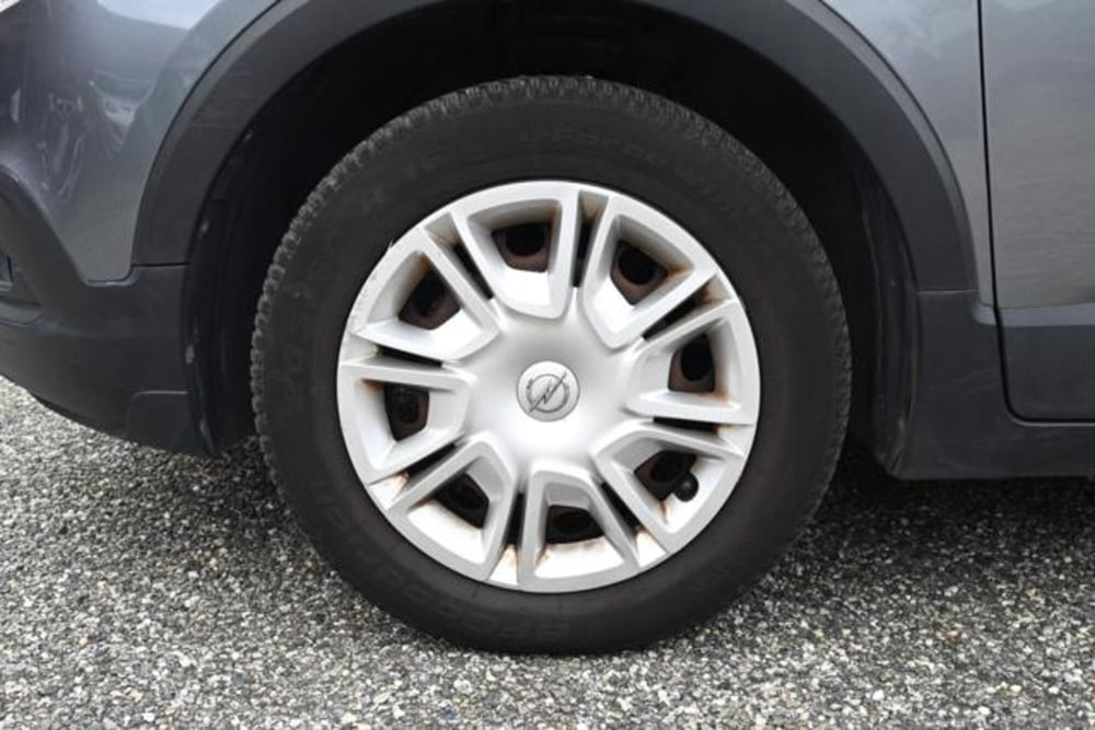 Opel Crossland X usata a Torino (9)