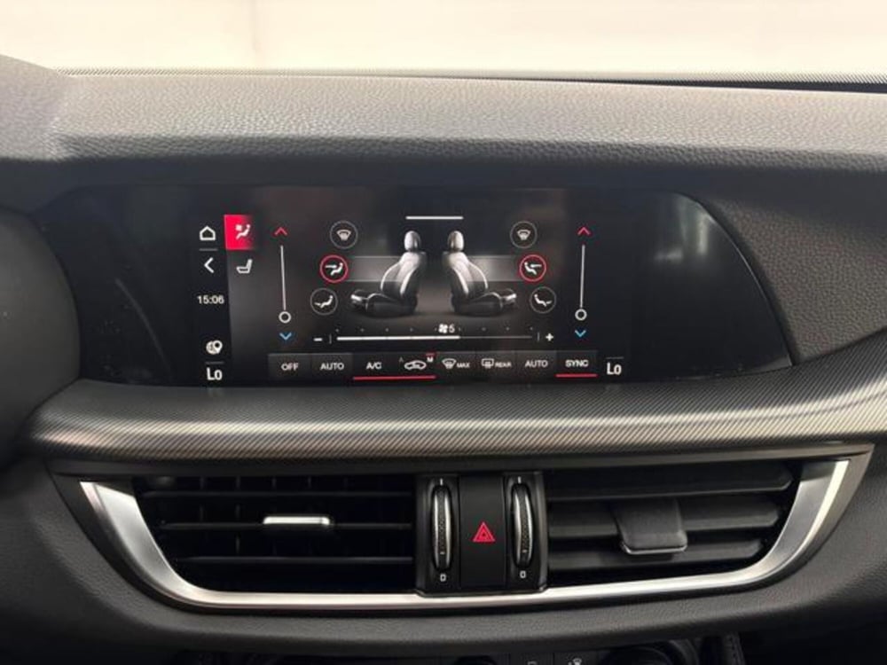 Alfa Romeo Stelvio usata a Como (18)