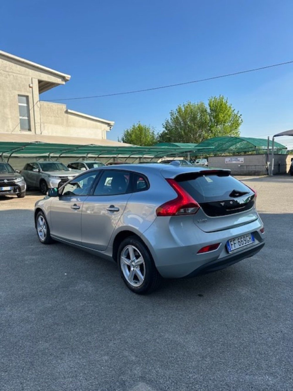 Volvo V40 usata a Novara (14)