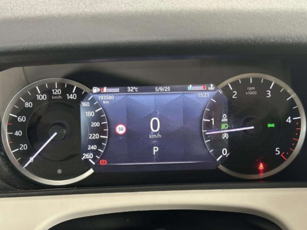 Land Rover Range Rover Velar usata a Siena (19)