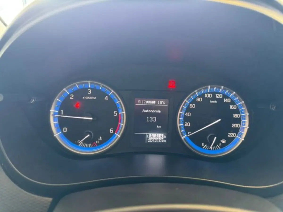 Suzuki S-Cross usata a Macerata (9)