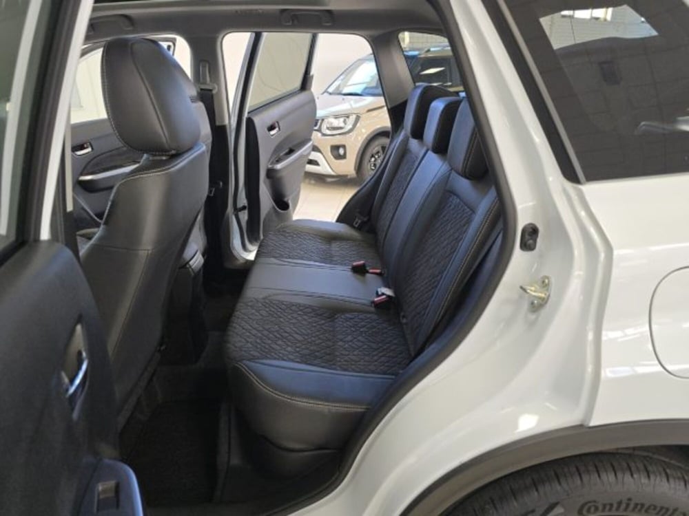 Suzuki Vitara nuova a Reggio Emilia (10)