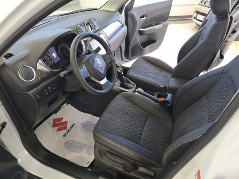 Suzuki Vitara nuova a Reggio Emilia (8)