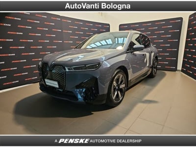 BMW iX xdrive50 pacchetto sportivo del 2025 usata a Granarolo dell&#039;Emilia