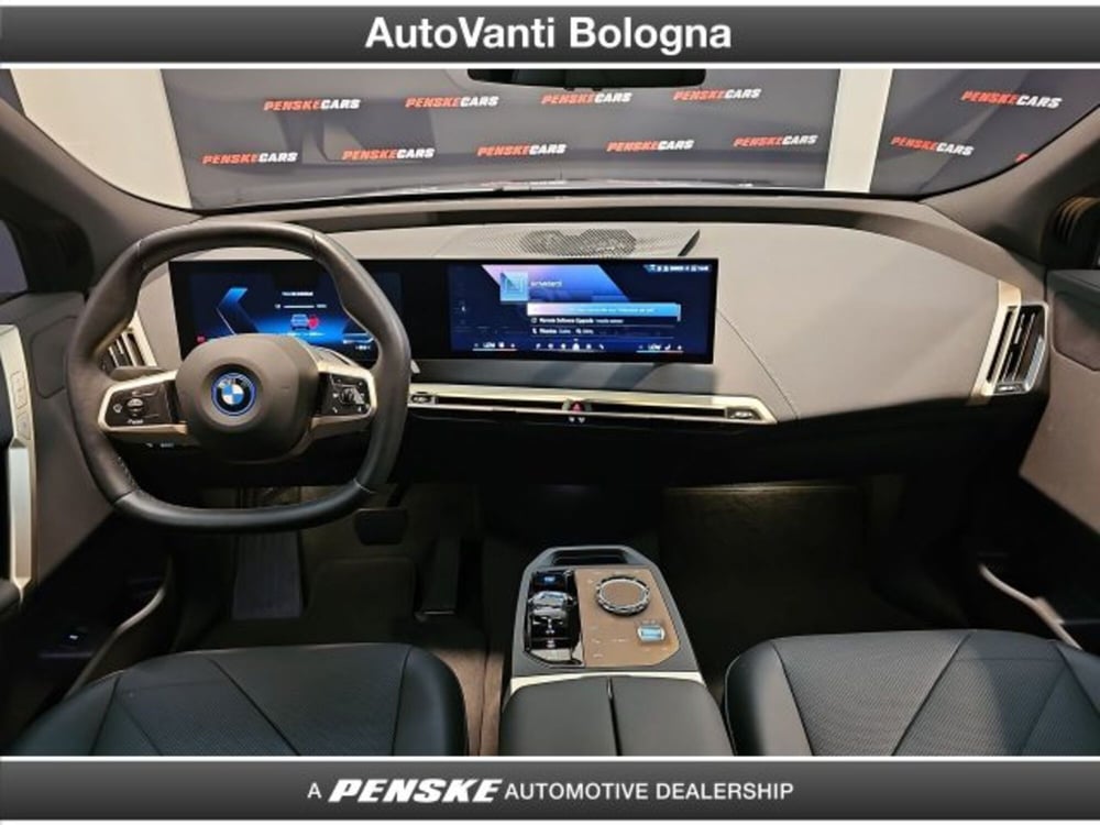 BMW iX usata a Bologna (10)