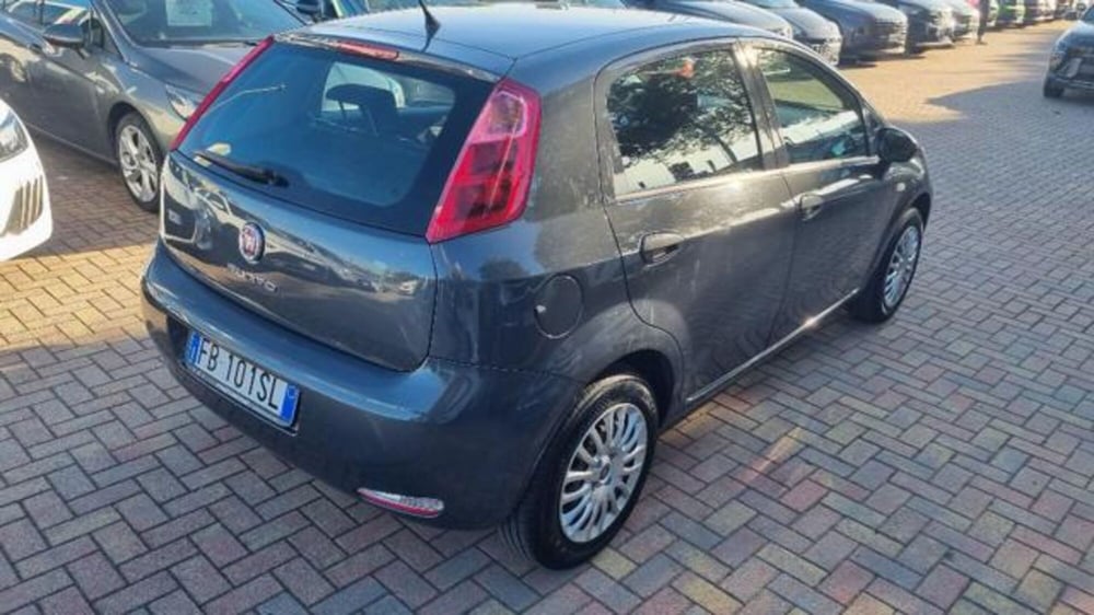 Fiat Punto usata a Savona (16)