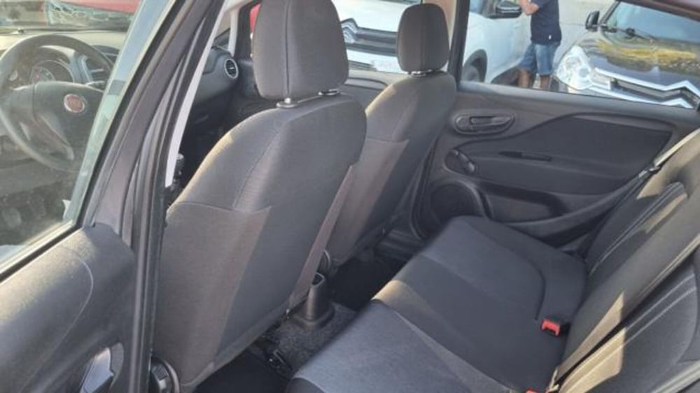 Fiat Punto usata a Savona (9)