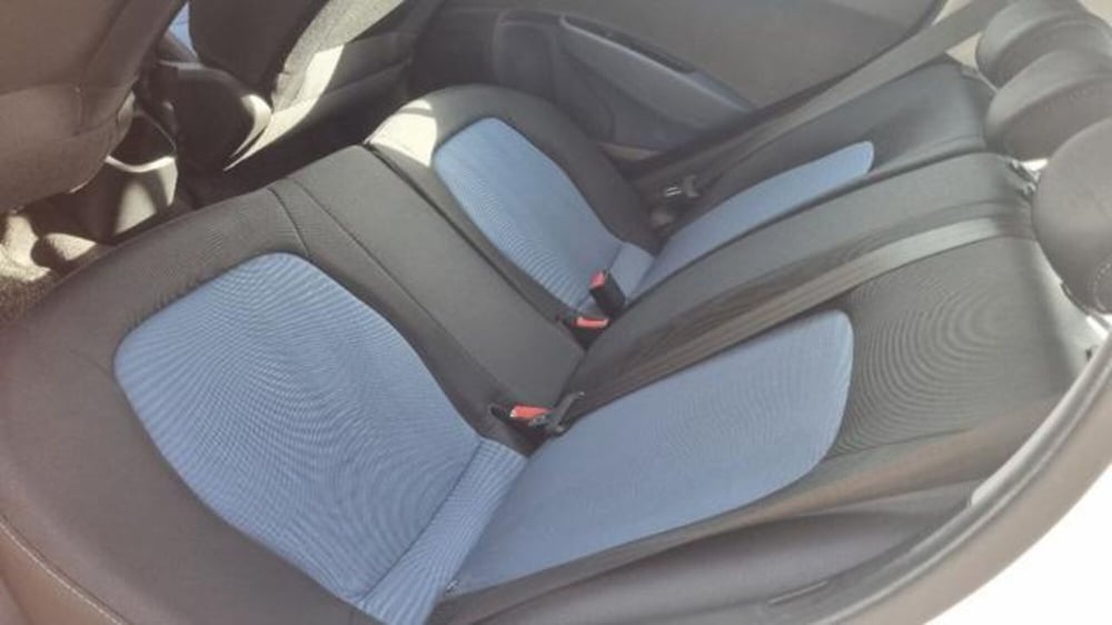 Hyundai i10 usata a Savona (10)