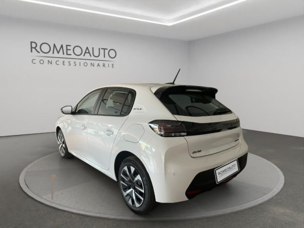 Peugeot 208 nuova a Perugia (4)