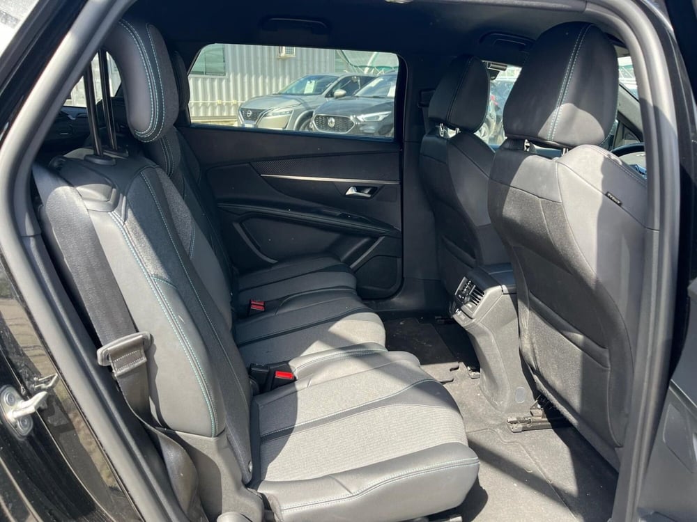Peugeot 5008 usata a Milano (14)