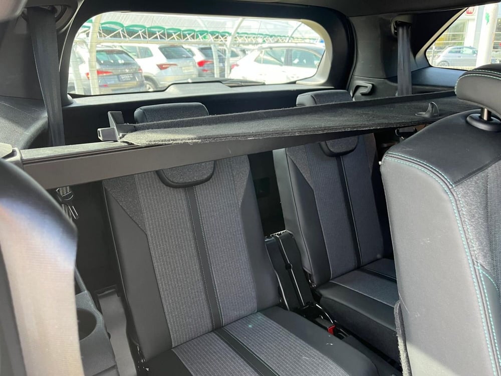 Peugeot 5008 usata a Milano (16)