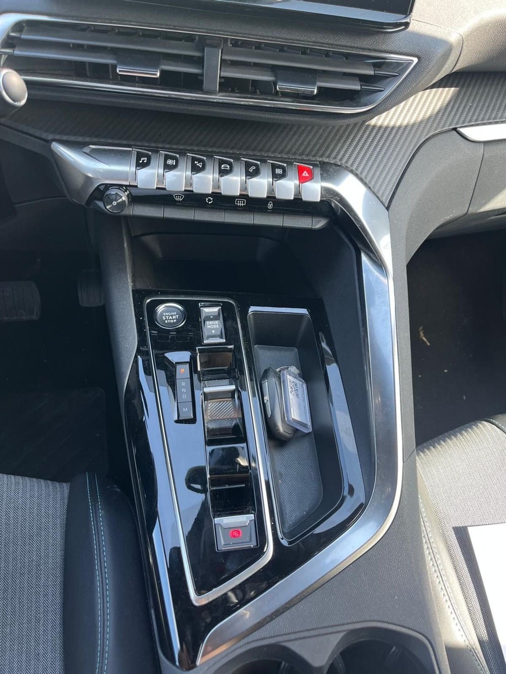 Peugeot 5008 usata a Milano (19)