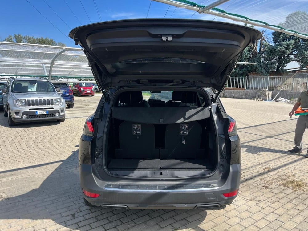 Peugeot 5008 usata a Milano (8)