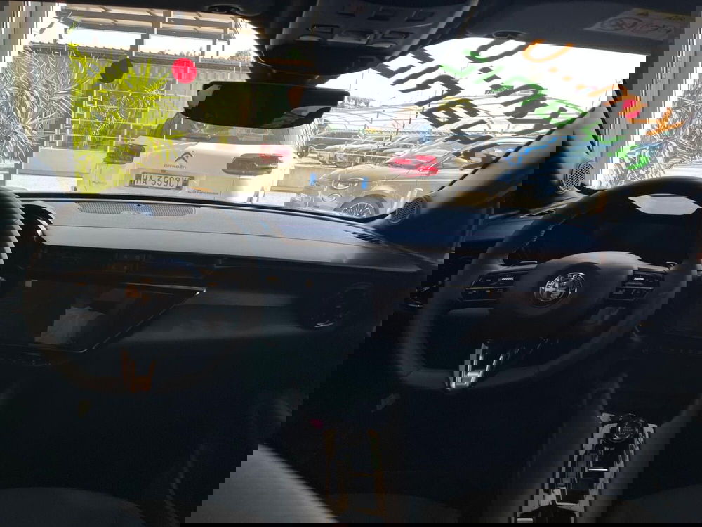 Alfa Romeo Junior nuova a Milano (17)