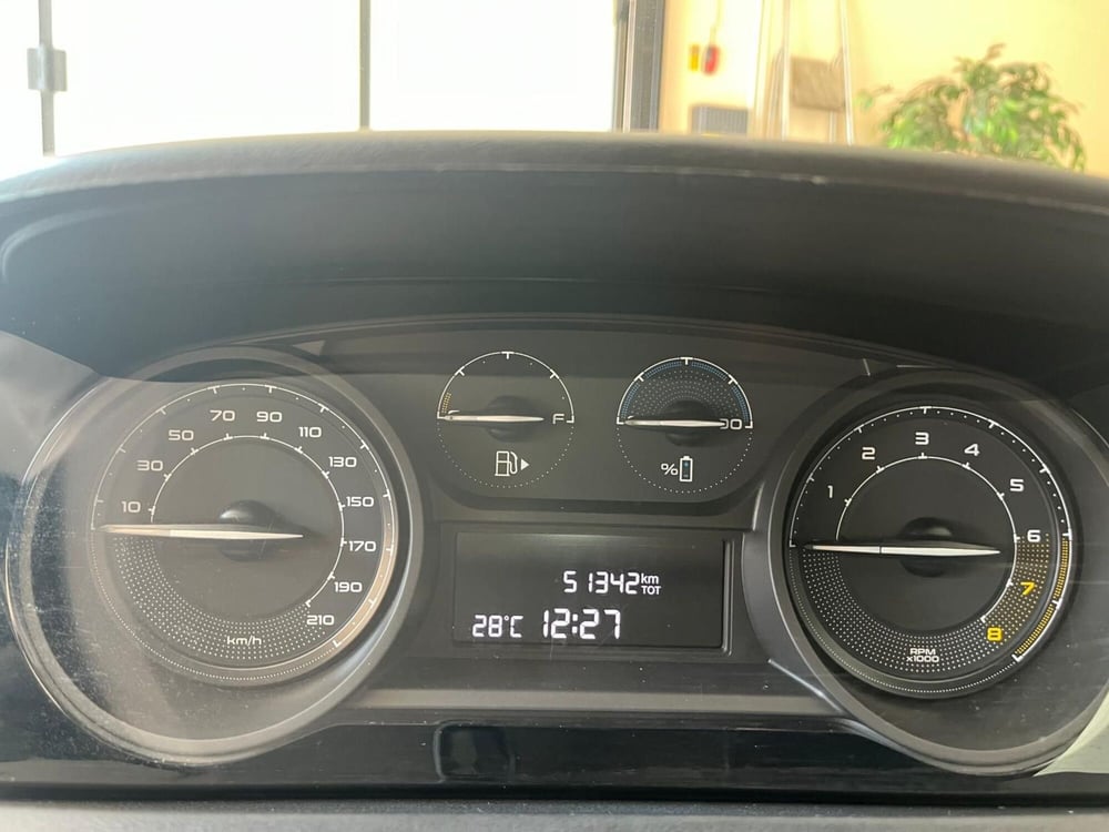 Lancia Ypsilon usata a Milano (18)