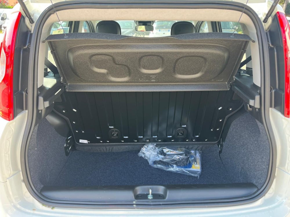 Fiat Panda Cross nuova a Milano (10)