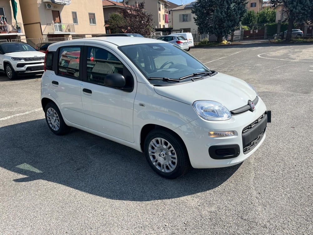 Fiat Panda Cross nuova a Milano (3)