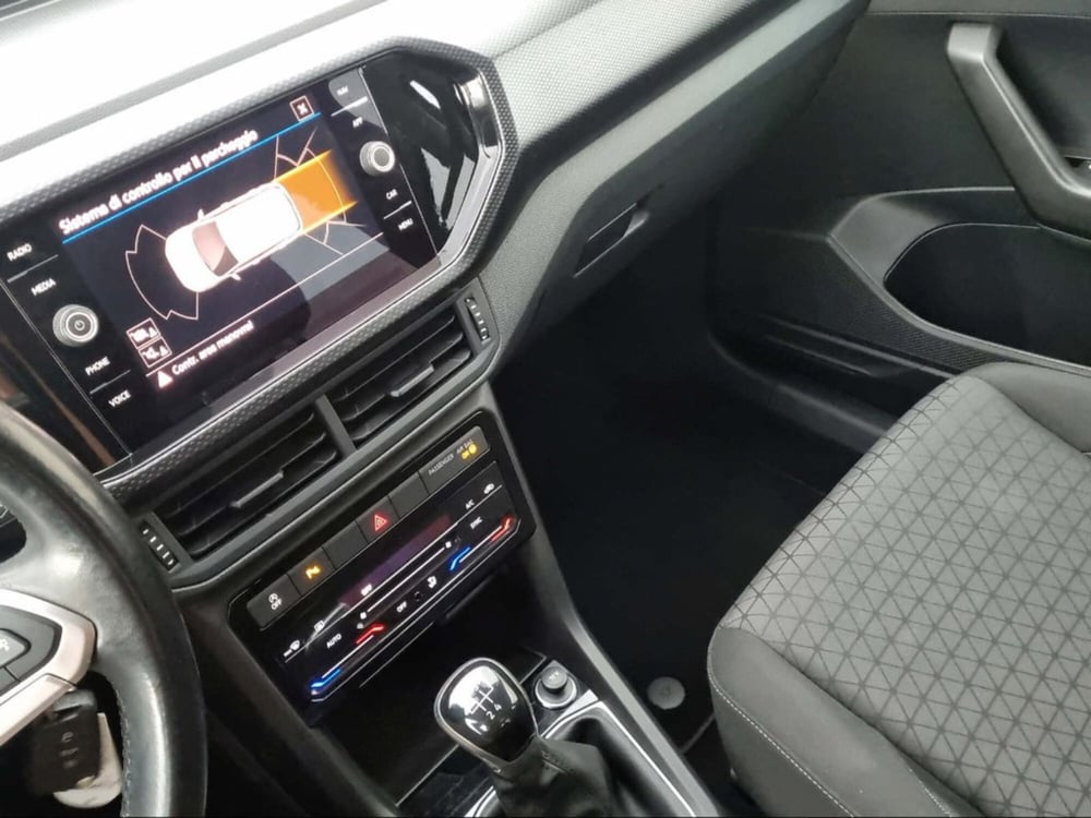 Volkswagen T-Cross usata a Livorno (14)