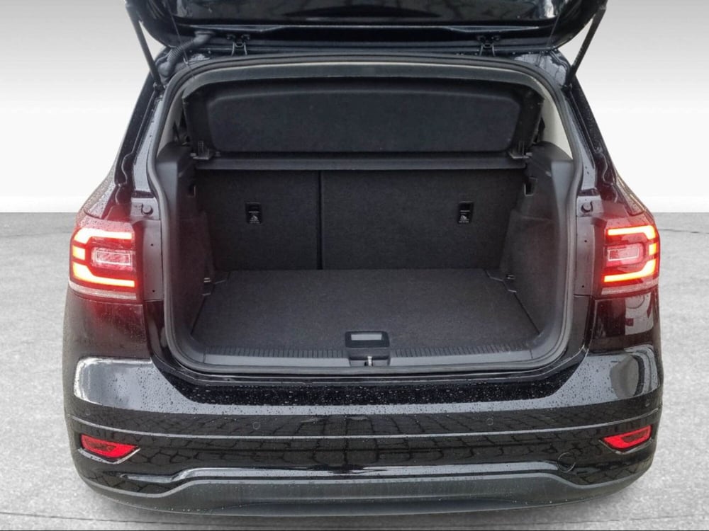 Volkswagen T-Cross usata a Livorno (6)