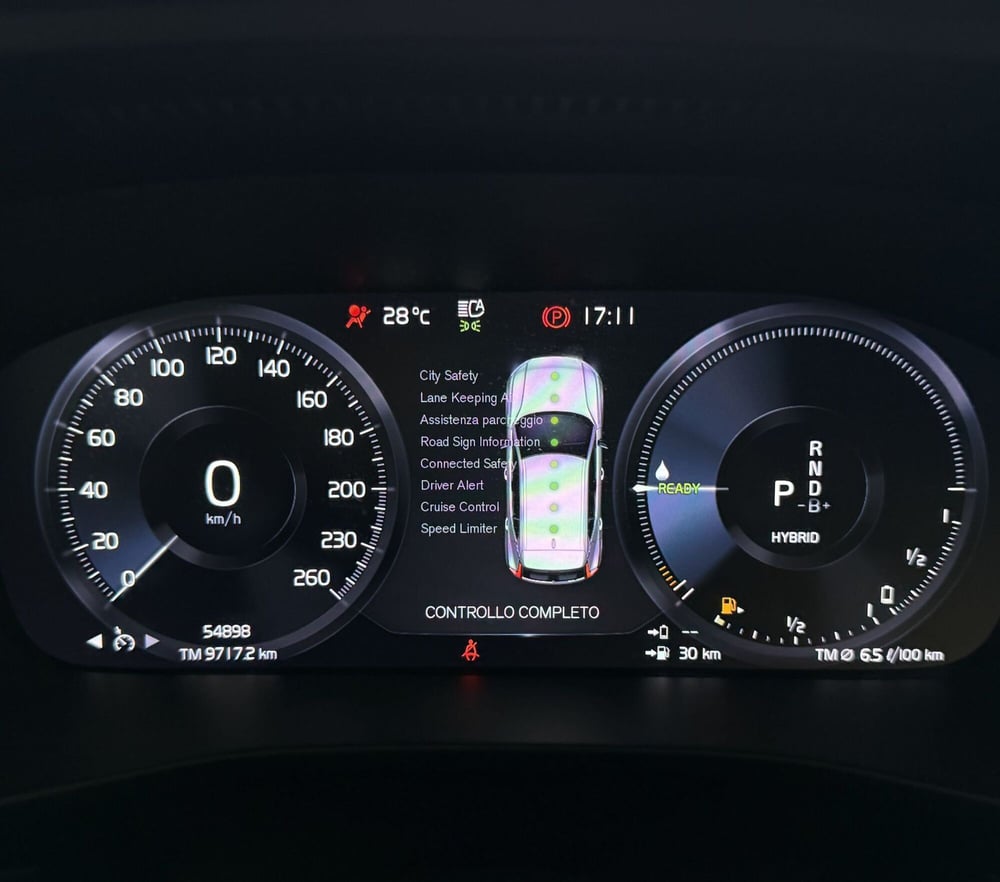 Volvo XC40 usata a Parma (4)