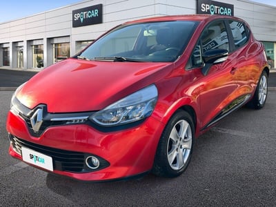 Renault Clio Sporter 1.2 75CV Live del 2012 usata a Silvi