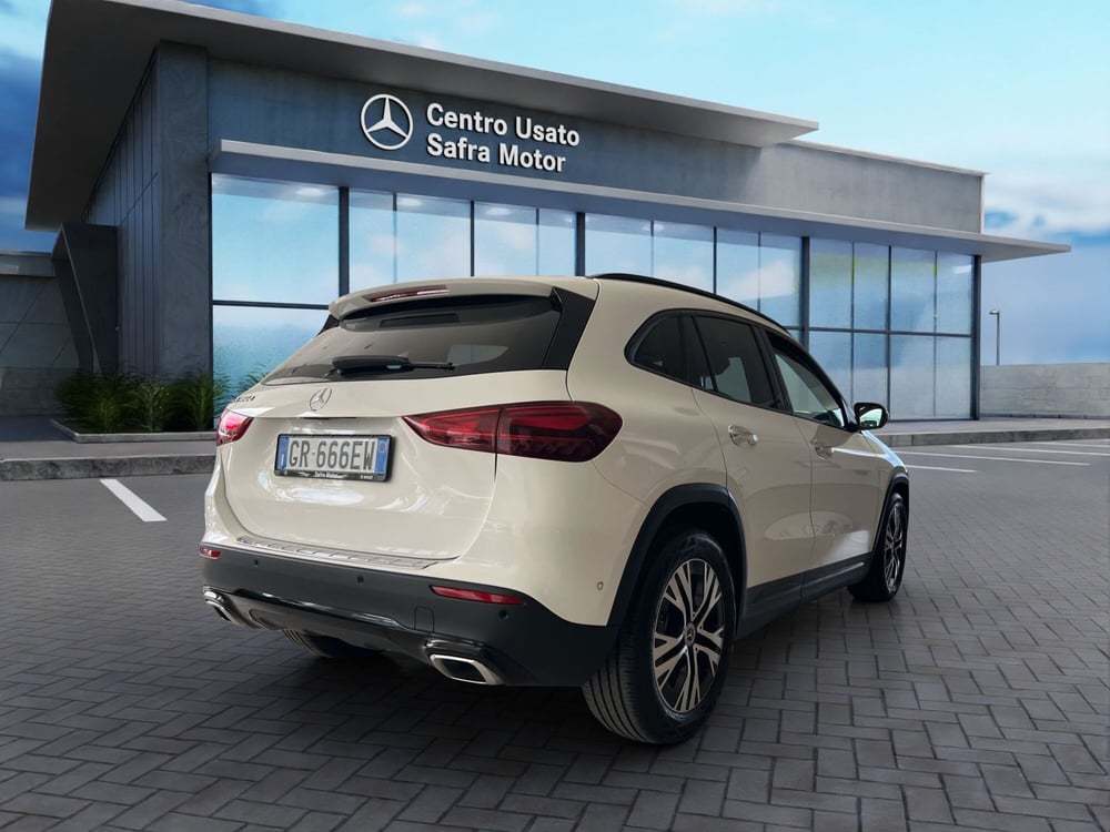 Mercedes-Benz GLA SUV usata a Cosenza (6)